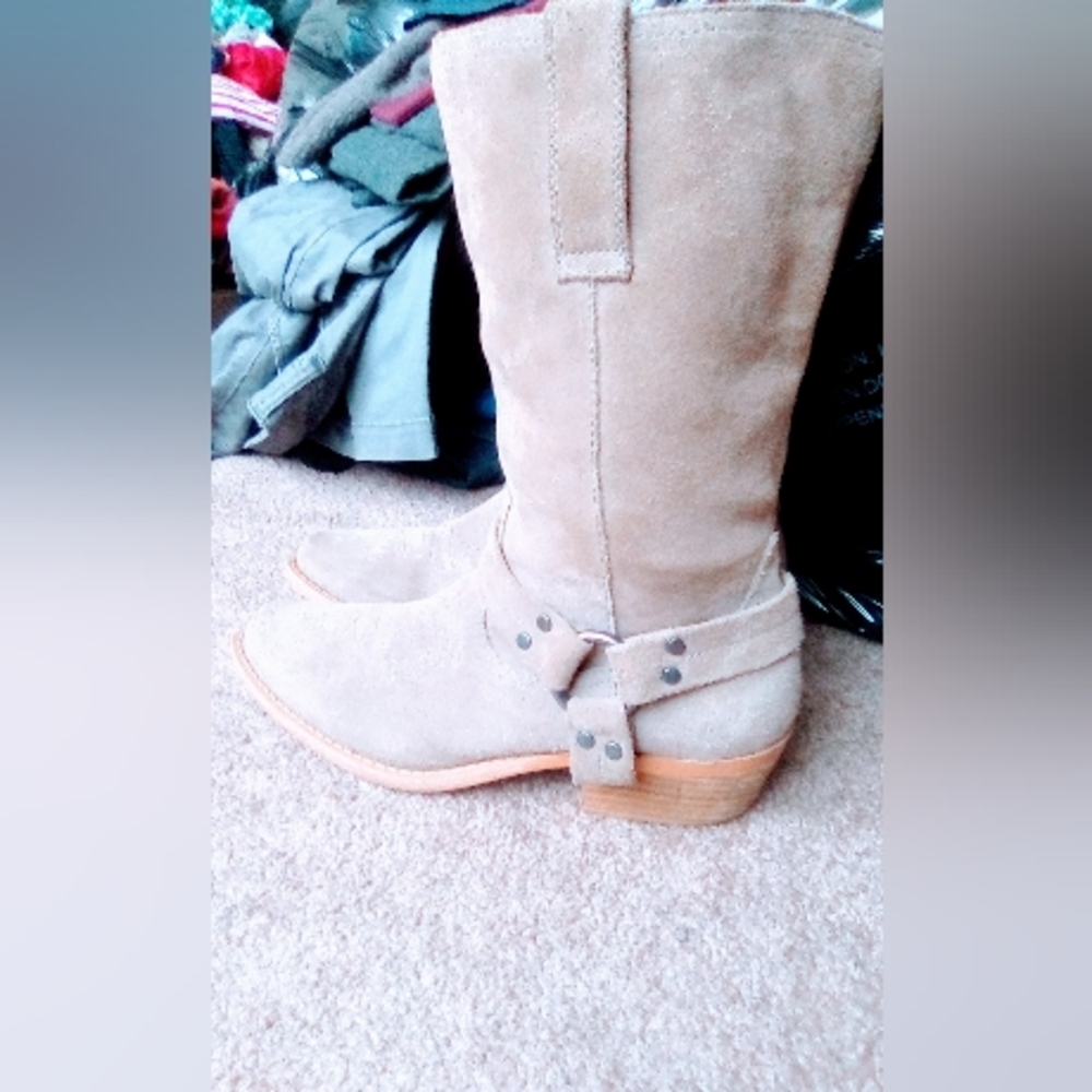 Dingo Boots - image 3